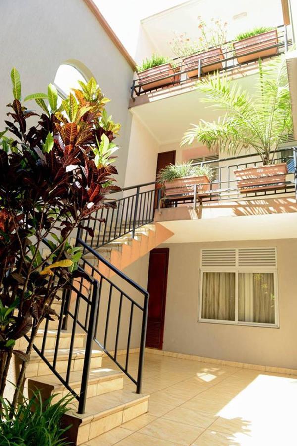 Room In Bb - Enjoy You Vacation Wail Staying In This Single Room Fit For 2 People Kigali Ngoại thất bức ảnh
